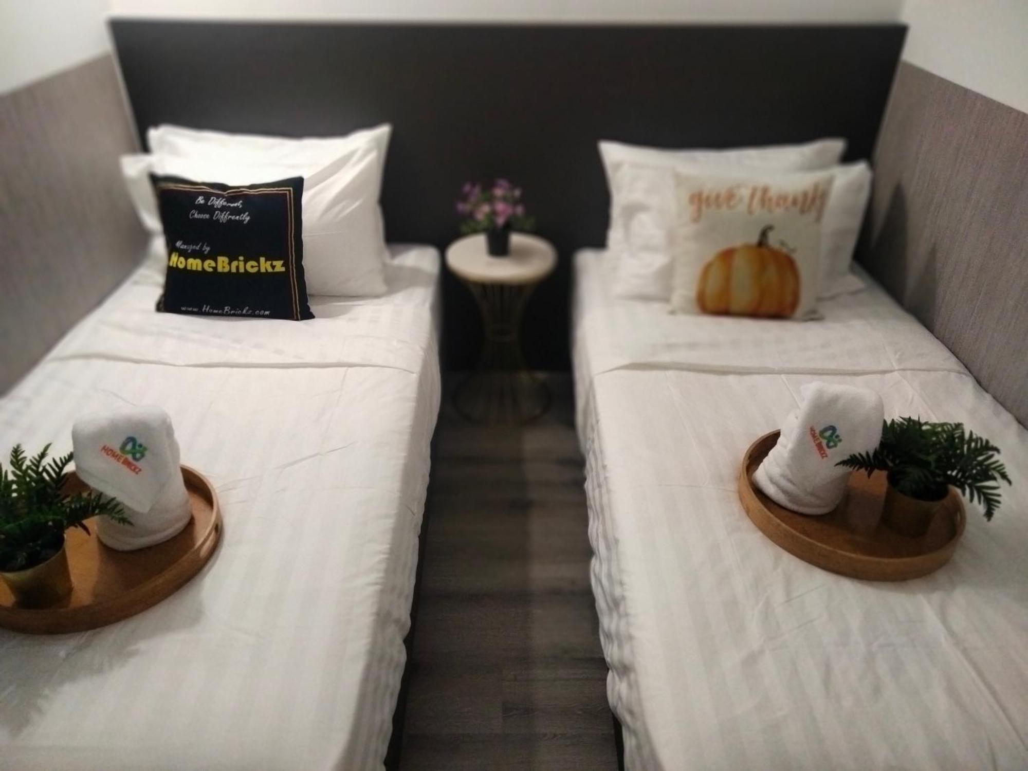Bangsar South Botanical I Bed & Pillow — Photos 2
